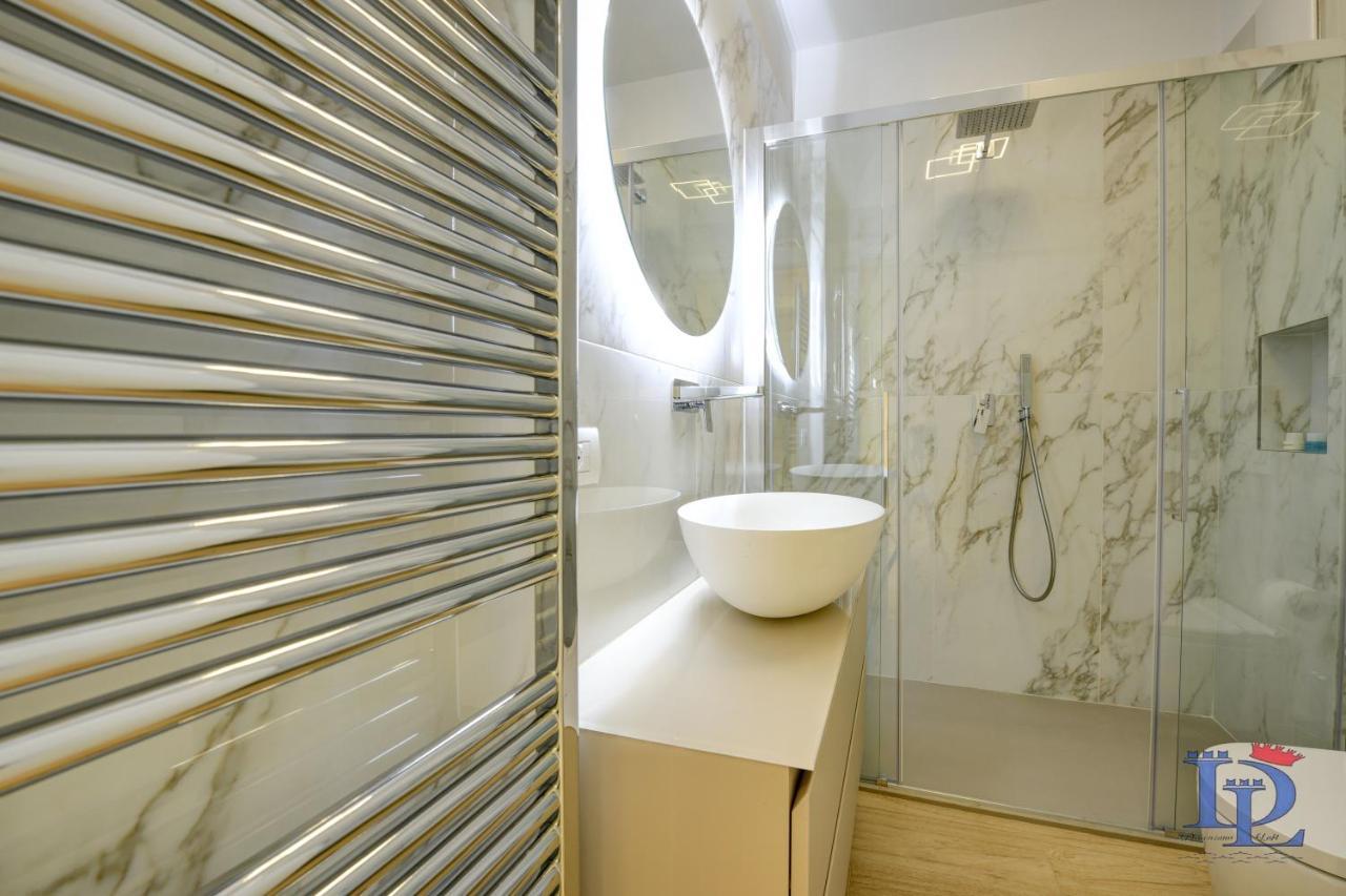 Desenzanoloft Official Partner Marriott Homes & Villas - Apa Dom Downtown Family Apartment 데센자노델가르다 외부 사진