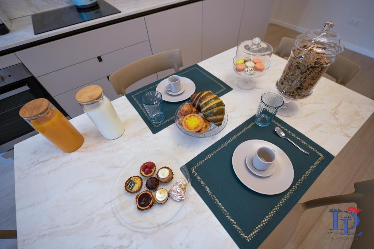 Desenzanoloft Official Partner Marriott Homes & Villas - Apa Dom Downtown Family Apartment 데센자노델가르다 외부 사진